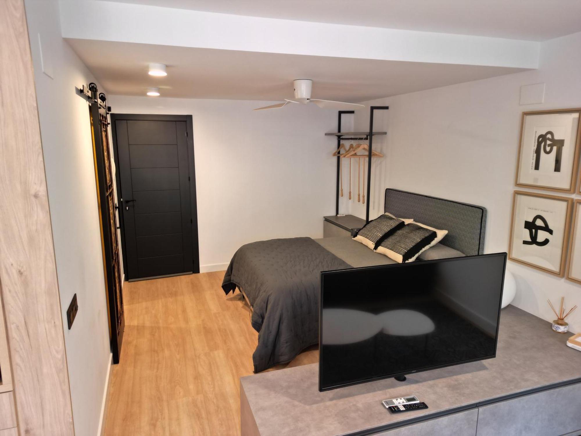 Apartaments Turistics Cardona IV Екстер'єр фото