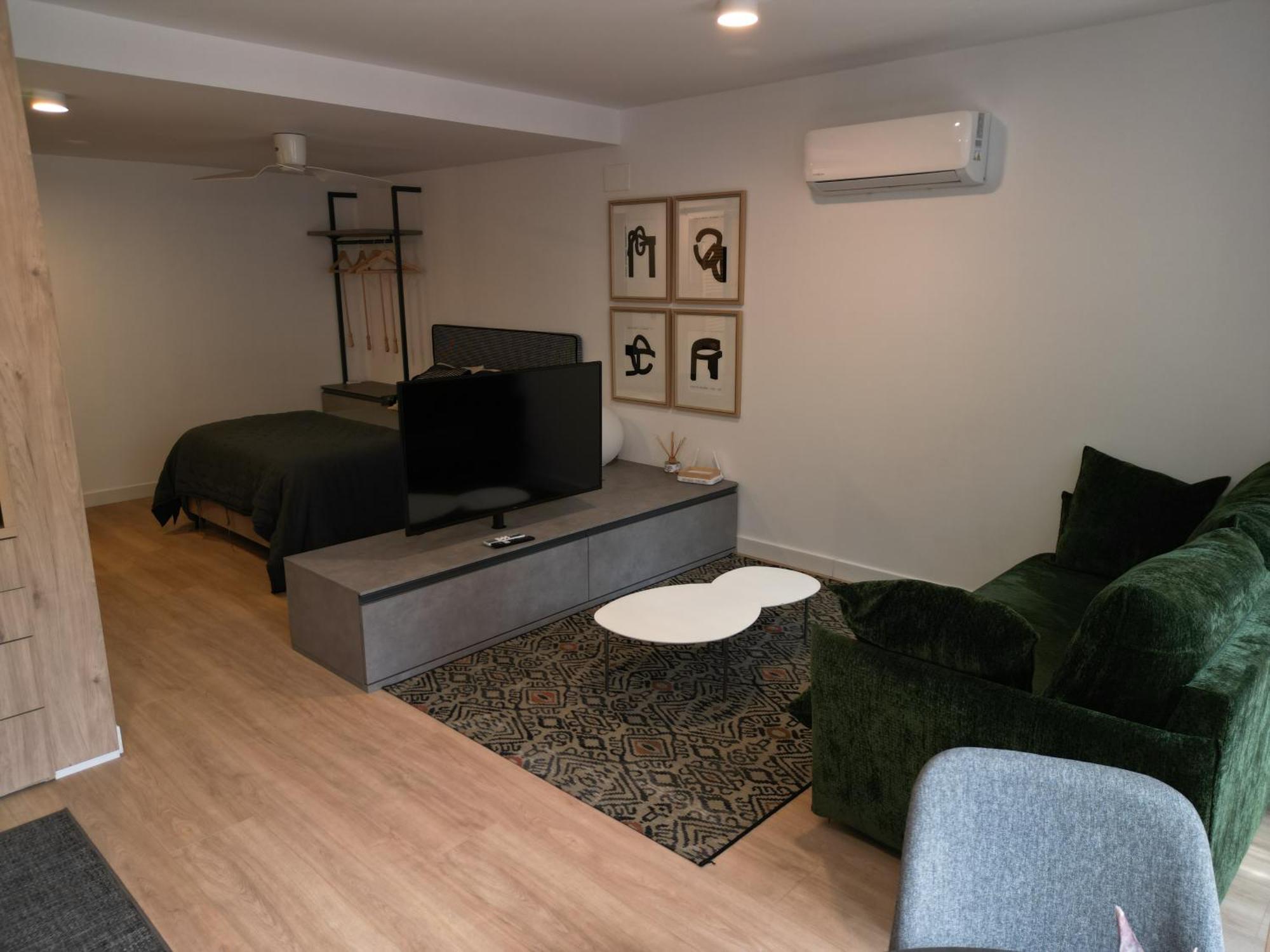 Apartaments Turistics Cardona IV Екстер'єр фото