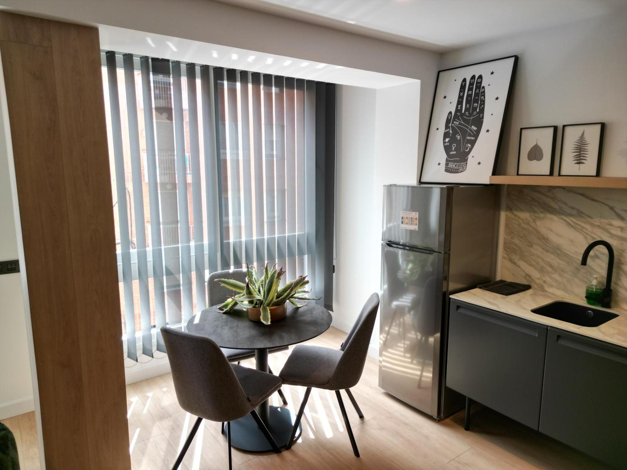 Apartaments Turistics Cardona IV Екстер'єр фото